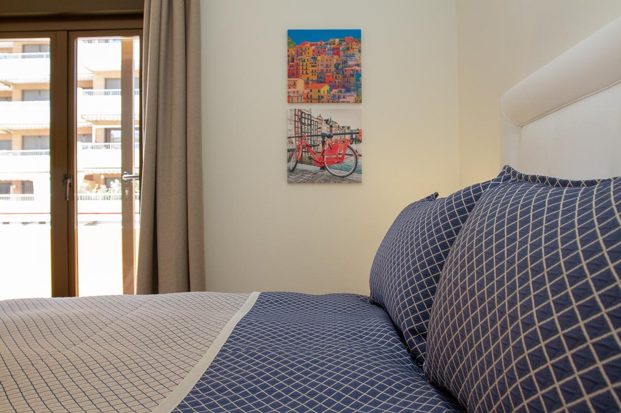 Lydia Uno Apartment Torremolinos Exterior photo